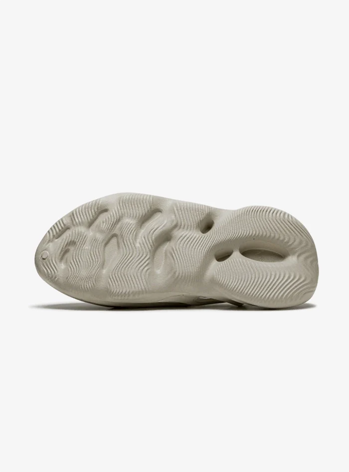 Adidas Yeezy Foam RNNR Sand - immagine 5