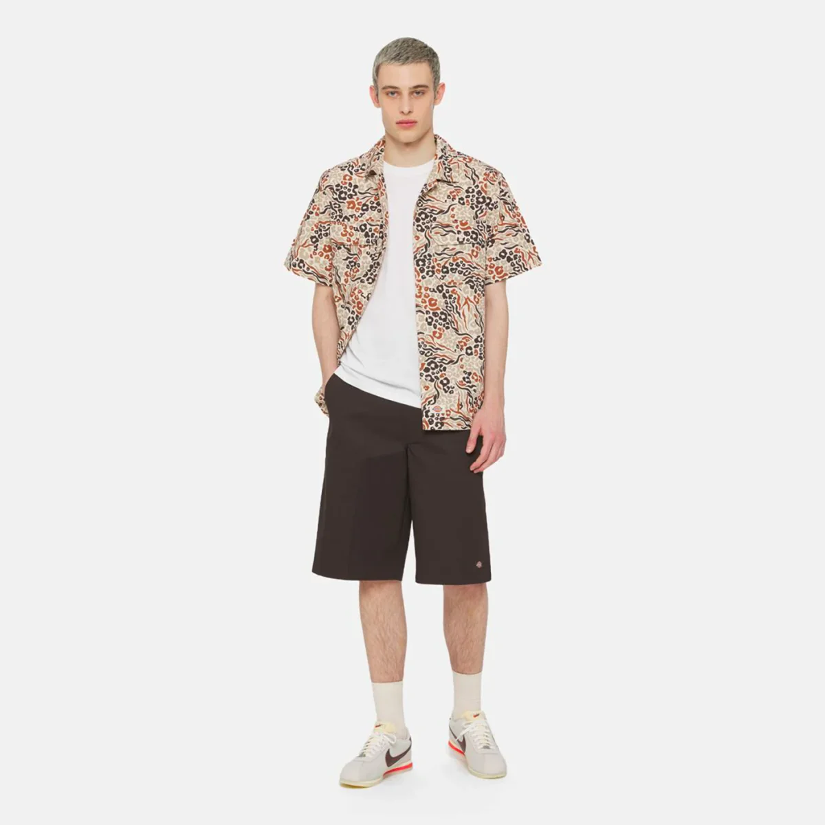 Dickies - 13" Multi Pocket Work Shorts (Dark Brown) - immagine 4