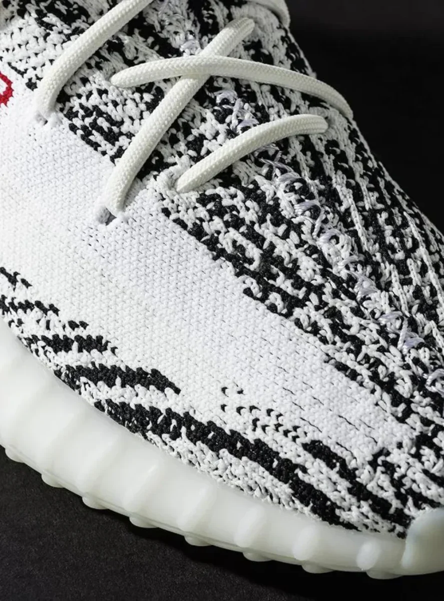 Adidas Yeezy Boost 350 V2 “Zebra” - immagine 6