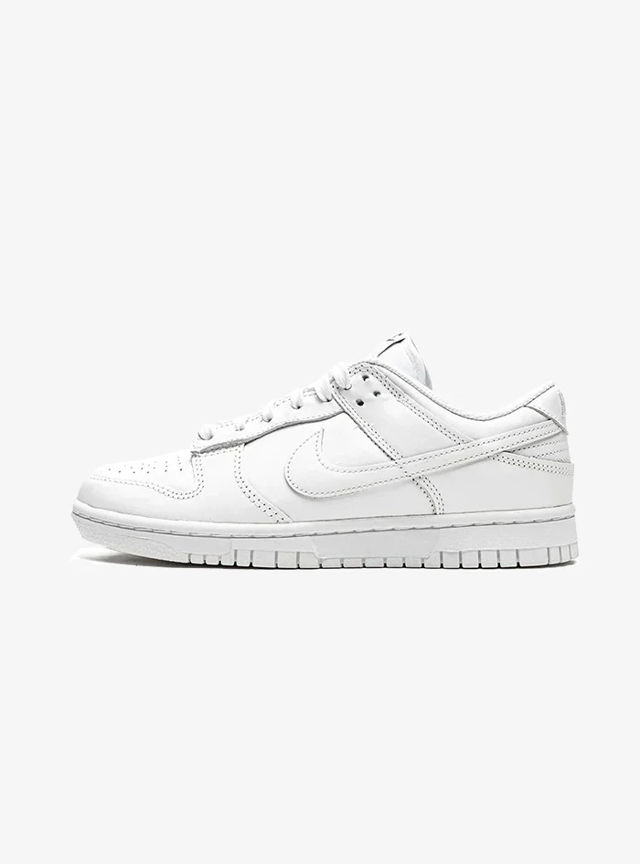 Nike Dunk Low Triple White (2021) - immagine 2