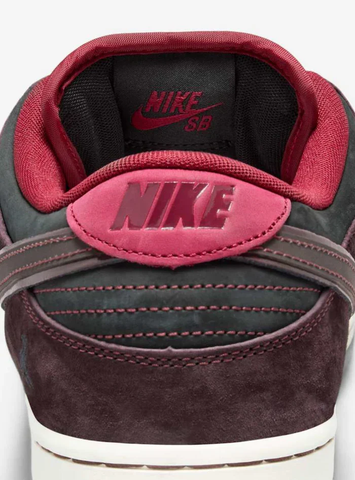 Nike SB Dunk Low Riot Skateshop - immagine 7