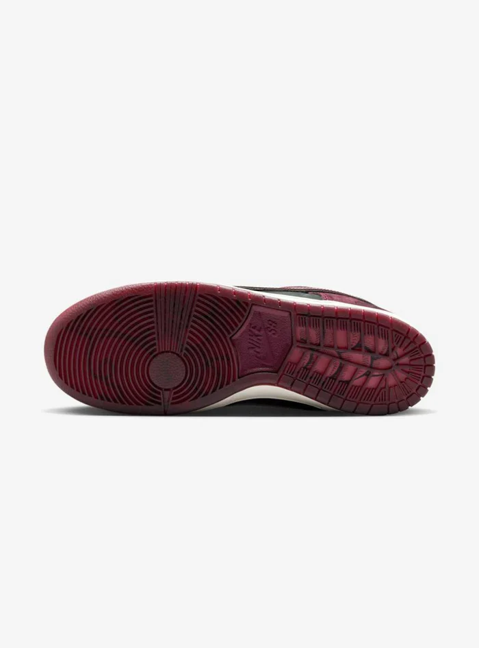 Nike SB Dunk Low Riot Skateshop - immagine 8
