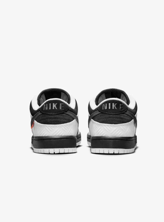 Nike SB Dunk Low TIGHTBOOTH - immagine 4