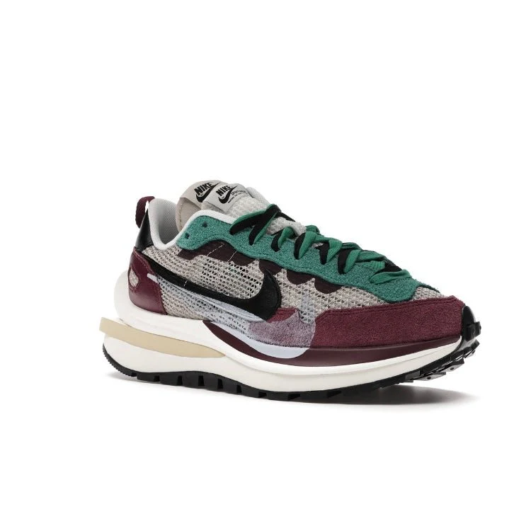 Nike Vaporwaffle Sacai Villain Red Neptune Green - immagine 4